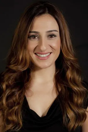 الممثلة ديريا كاراداش