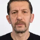 أورهان إشكين