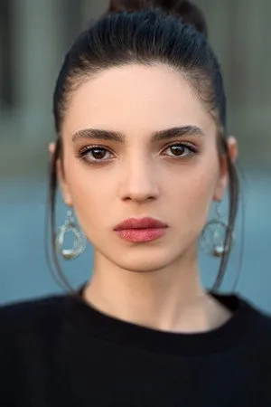 الممثلة شيفانور غول