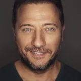 ييغيت أوزشينير